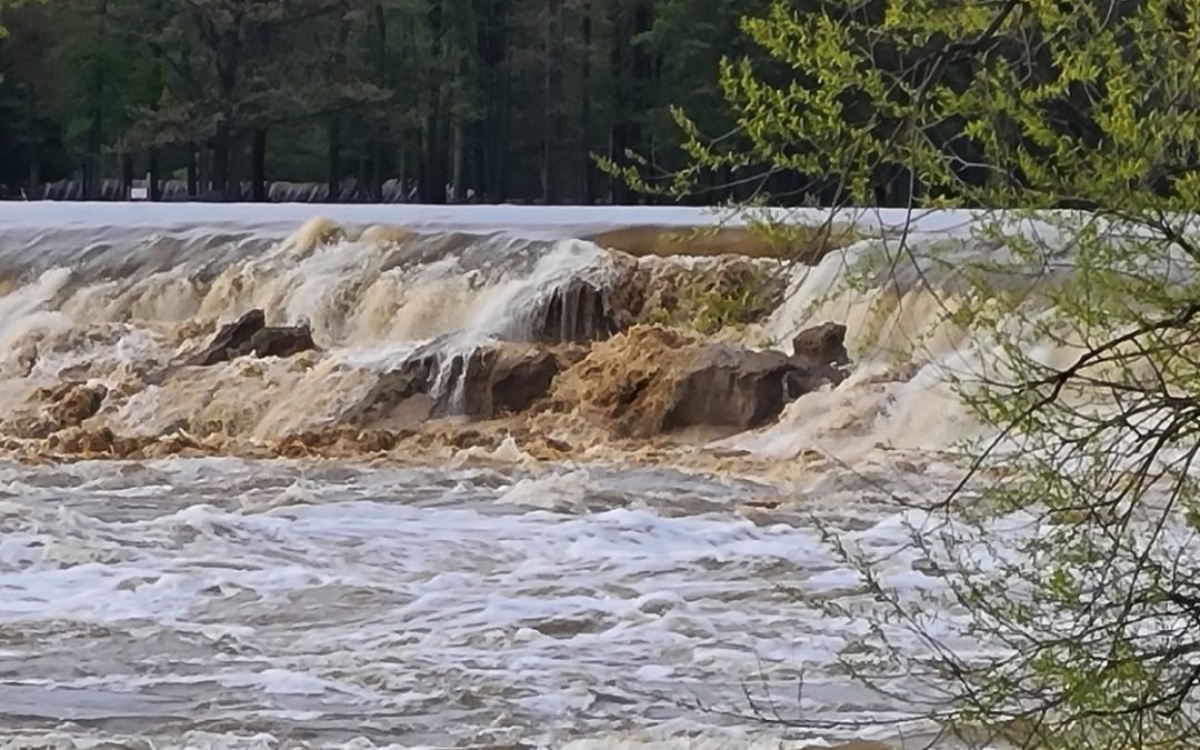 Mid-Michigan dam that failed was cited for years for safety violations
