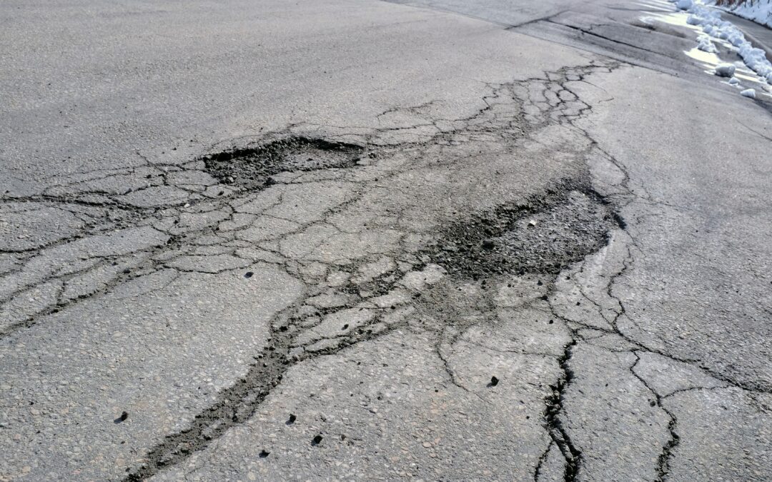 That’s the way the concrete crumbles: ‘Super pothole’ on I-696 causes flat tires on nearly a dozen vehicles in Oakland County